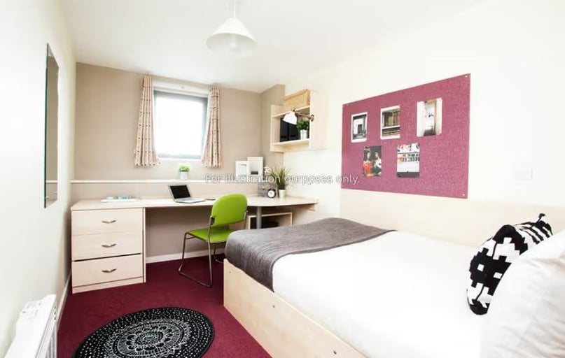 Crown Street, East Reading, Reading - Image 1